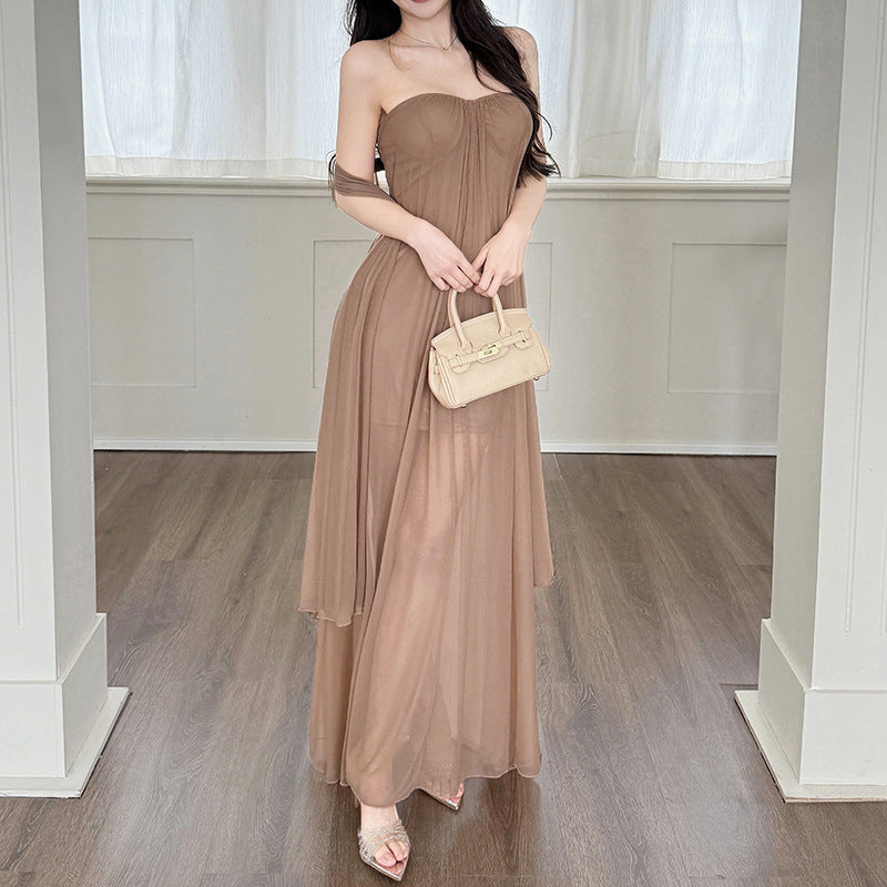 Twisted and strapless summer vacation dress